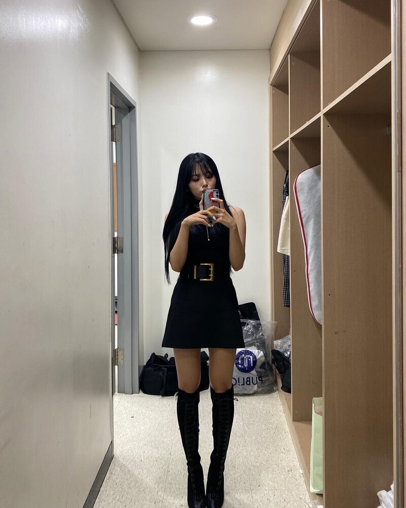 220601 Songhee Instagram Update (BVNDIT) documents 3