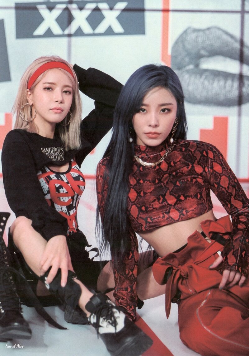 MAMAMOO 2nd Full Album 'reality in BLACK' [SCANS] documents 6