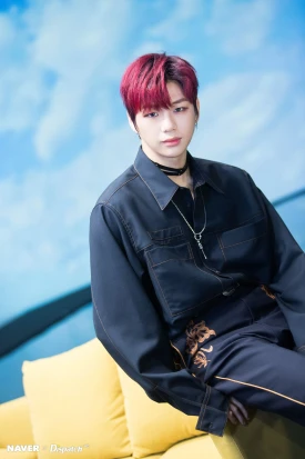 [NAVER x DISPATCH] WANNA ONE's Kang Daniel for "Spring Breeze" music video | 181120 