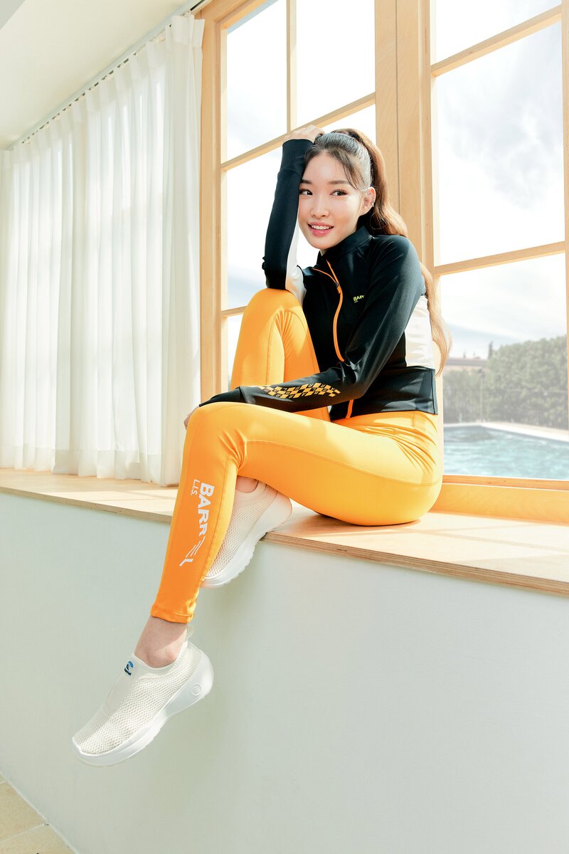 Chungha for BARREL 2022 SS Collection documents 1