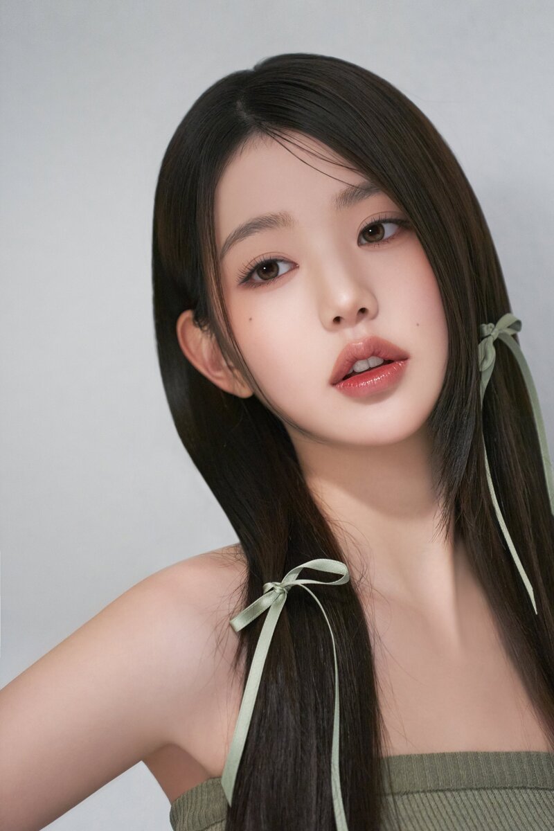 IVE Jang Wonyoung for Hapa Kristin - "Bittersweet Olive Green" 2023 Collection documents 6