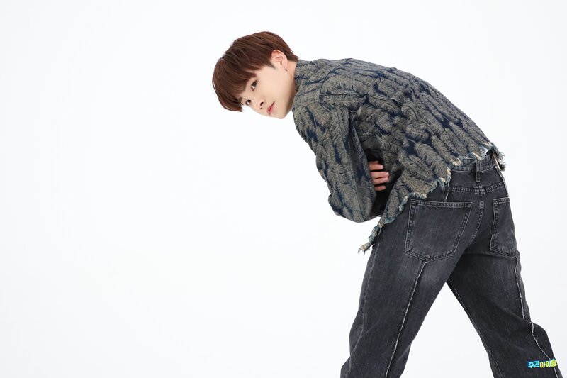 231122 MBC Naver Post - AMPERSAND ONE Siyun at Weekly Idol documents 1