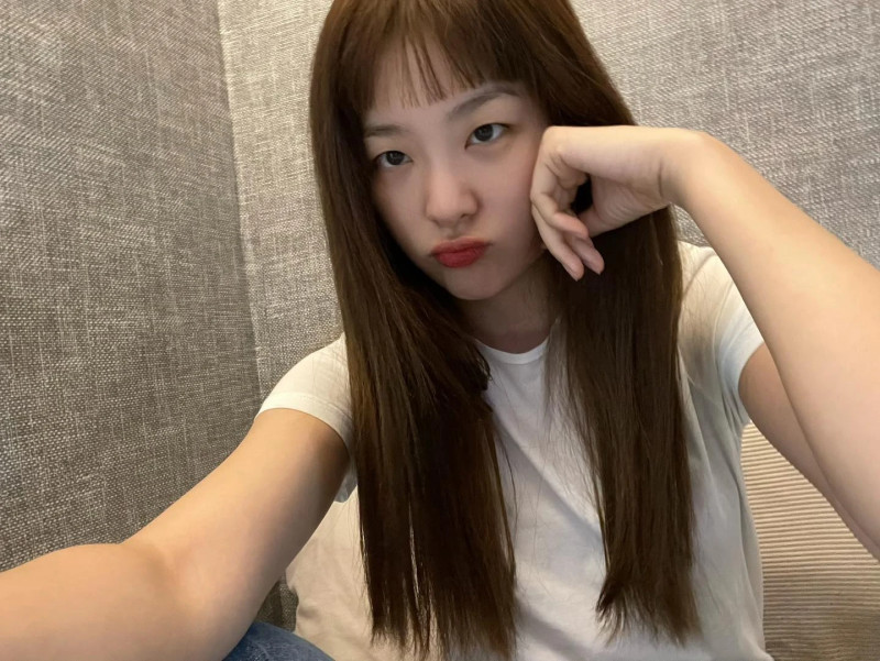 210408 Red Velvet Seulgi Instagram Update documents 3
