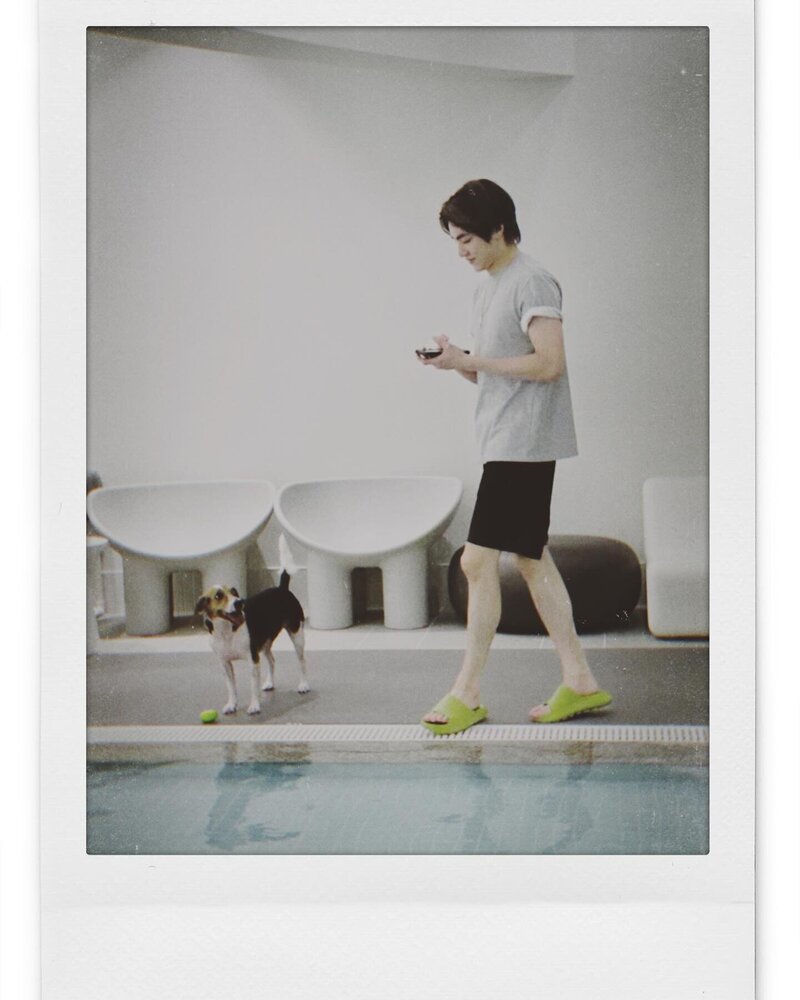 240112 NCT/WayV Xiaojun Instagram update documents 2