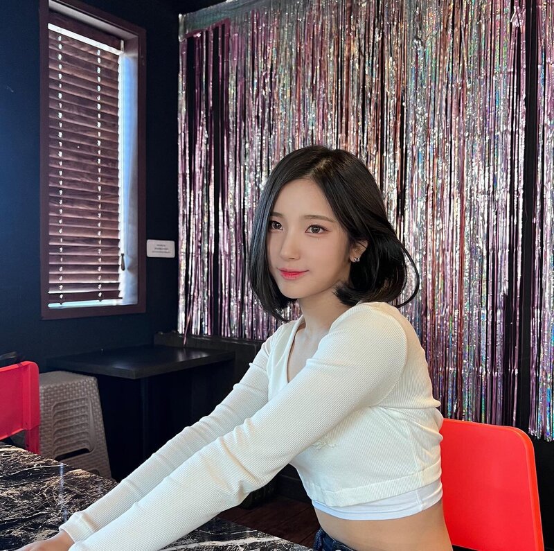 230202 ALICE Sohee Instagram Update documents 1