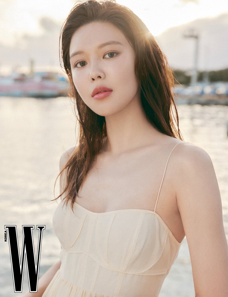 SNSD SOOYOUNG for W Korea x LANCOME June Issue 2022 documents 7