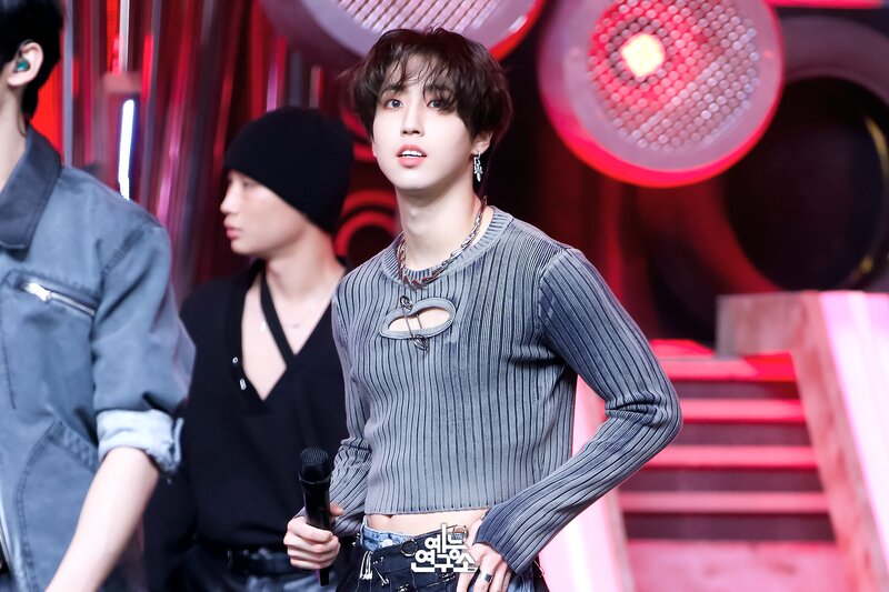 231111 Stray Kids Han - "Rock-Star" at Music Core documents 3