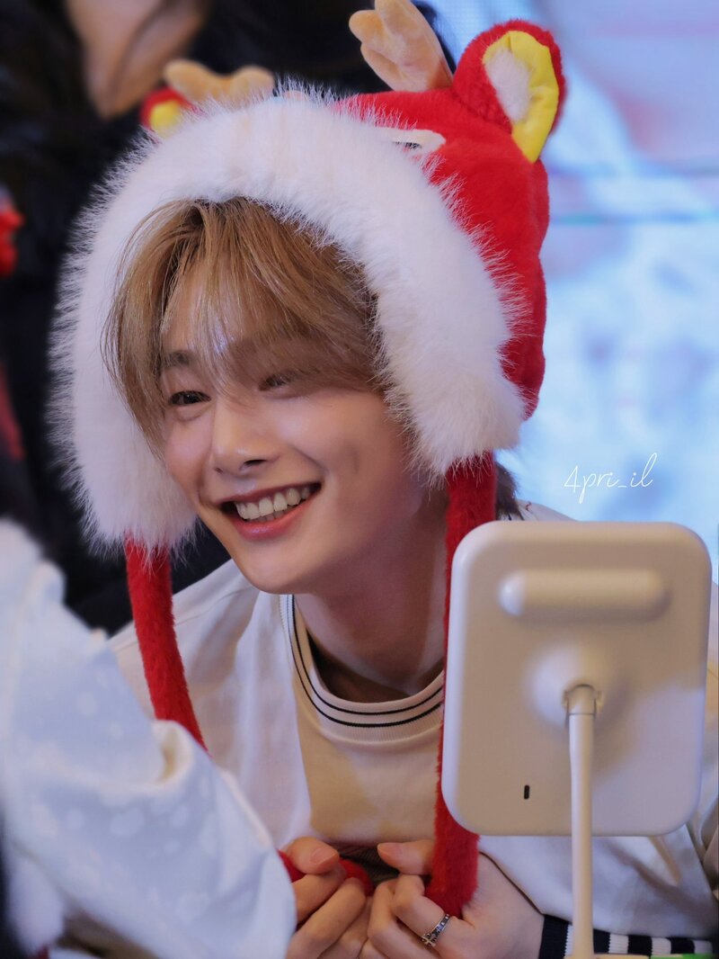 240203 StrayKids I.N - KMS Fansign Event documents 7