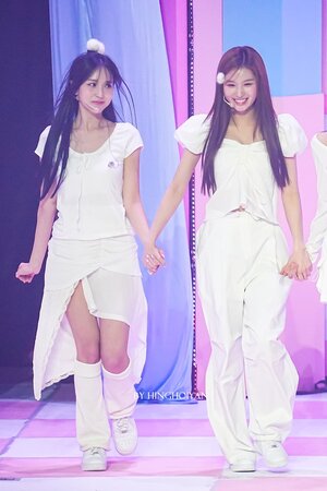 231021 TWICE Sana & Mina - Fan Meeting 'Once Again'