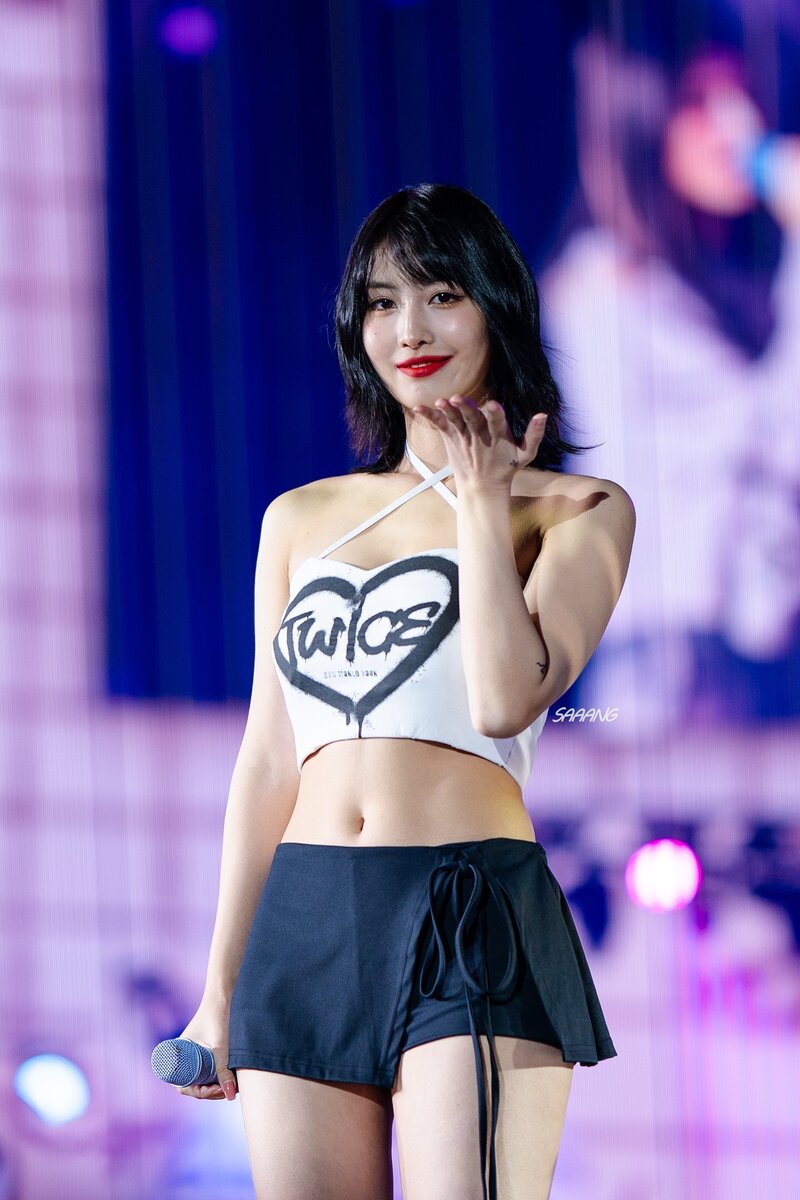 231104 TWICE Momo - ‘READY TO BE’ World Tour in Melbourne documents 1