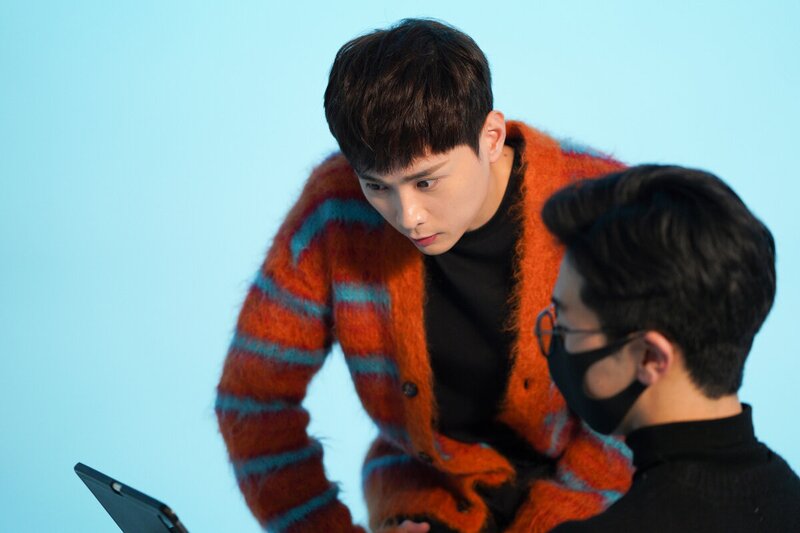 210308 Long Play Naver Update - BUZZ "The Lost Time" Jacket Shoot Behind documents 9