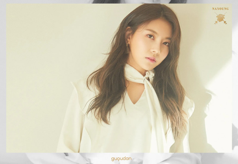 Gugudan_Nayoung_Act.4_Cait_Sith_promo_photo.png