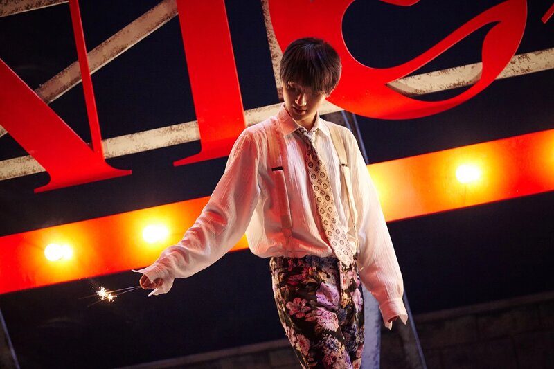 210504 SMTOWN Naver Update - Yesung's "Beautiful Night" M/V Behind documents 7