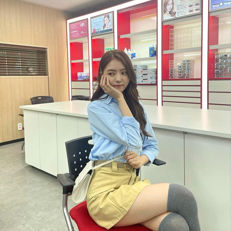 221006 Nayoung Instagram Update documents 3