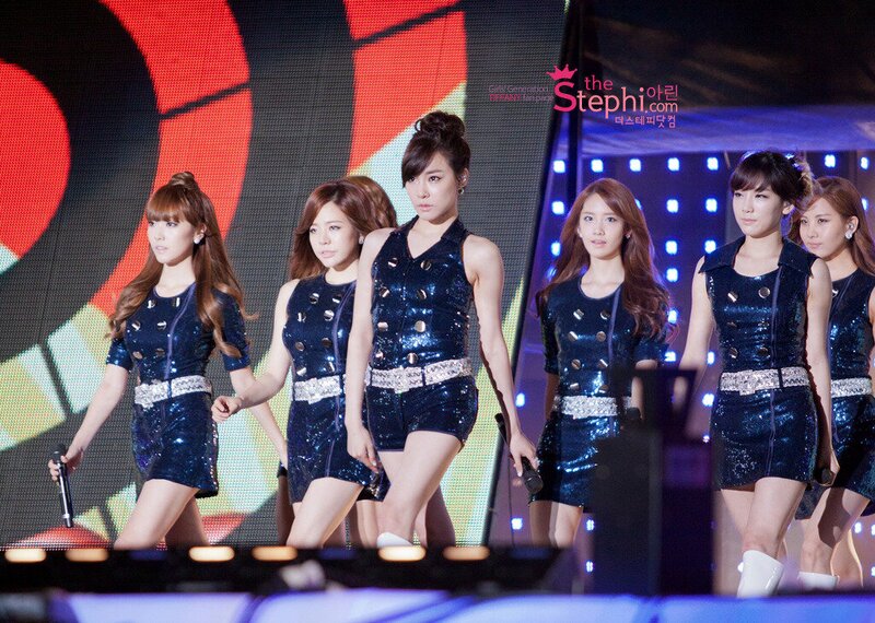 110813 Girls' Generation Tiffany at Incheon Hallyu Wave Concert documents 11