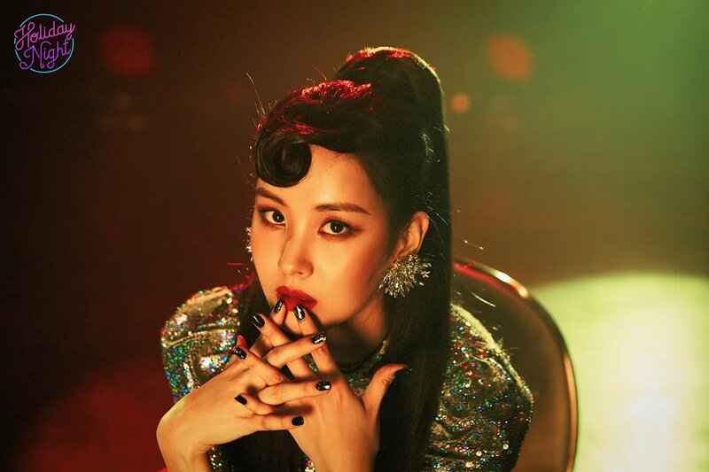 Girls'_Generation_Seohyun_Holiday_Night_concept_photo_(3).png