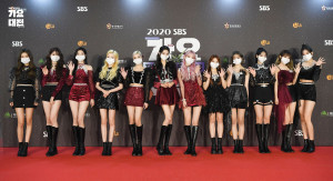 201225 IZ*ONE at 2020 SBS Kpop Festival