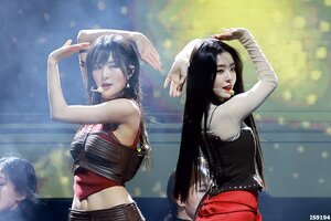 231231 Red Velvet Irene & Seulgi - BGC 2024 New Year Countdown
