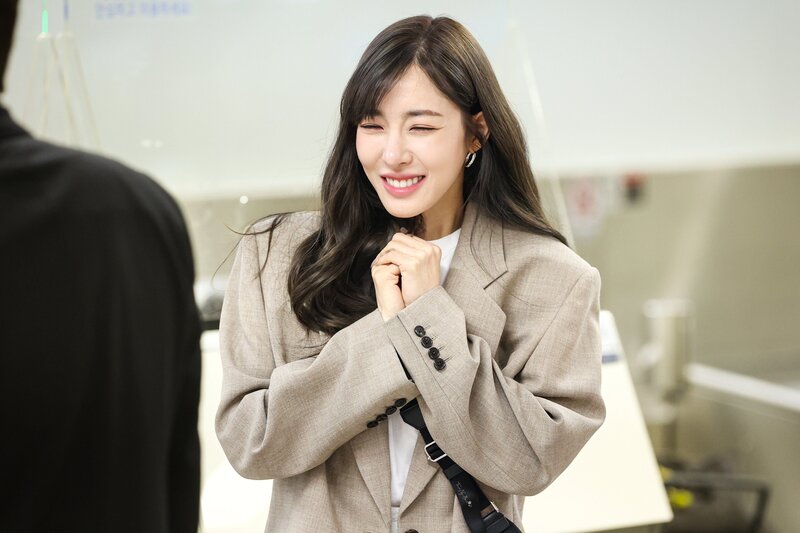 240420 Tiffany Young - Gimpo Airport documents 4