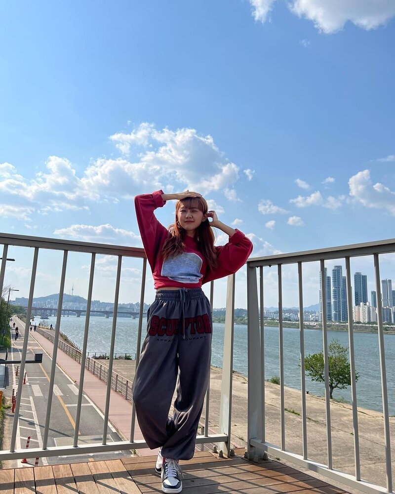 220502 Eunchae Instagram Update (BUGABOO) documents 2