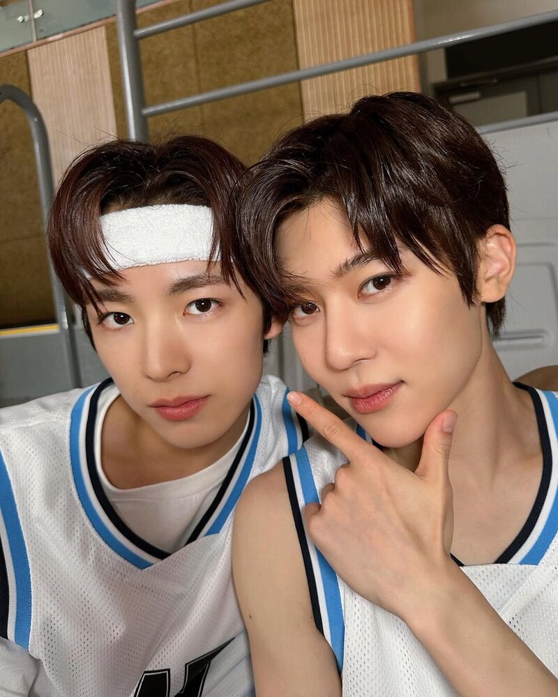 231007 NCT New Team Instagram Update - Sion and Yushi documents 3