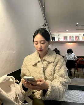 221209 ALICE Yukyung Instagram Update