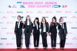 MOMOLAND 2019 KCON Japan Red Carpet