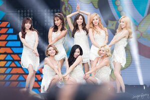 150912 Girls' Generation at Music Core