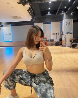 210816 Seungyeon Instagram Update