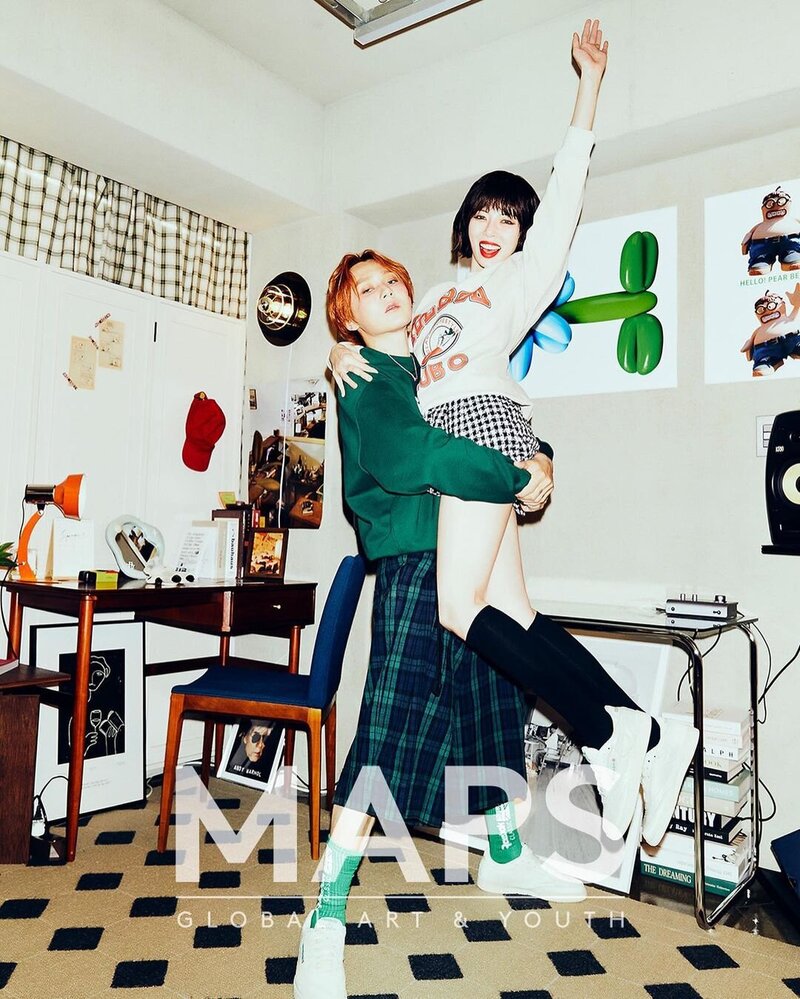 MAPS NOVEMBER Issue with HyunA and Dawn documents 1
