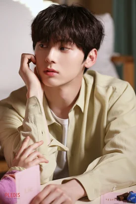 230721 Minhyun - tvN drama <#MyLovelyLiar> behind the scenes of poster filming | Weverse