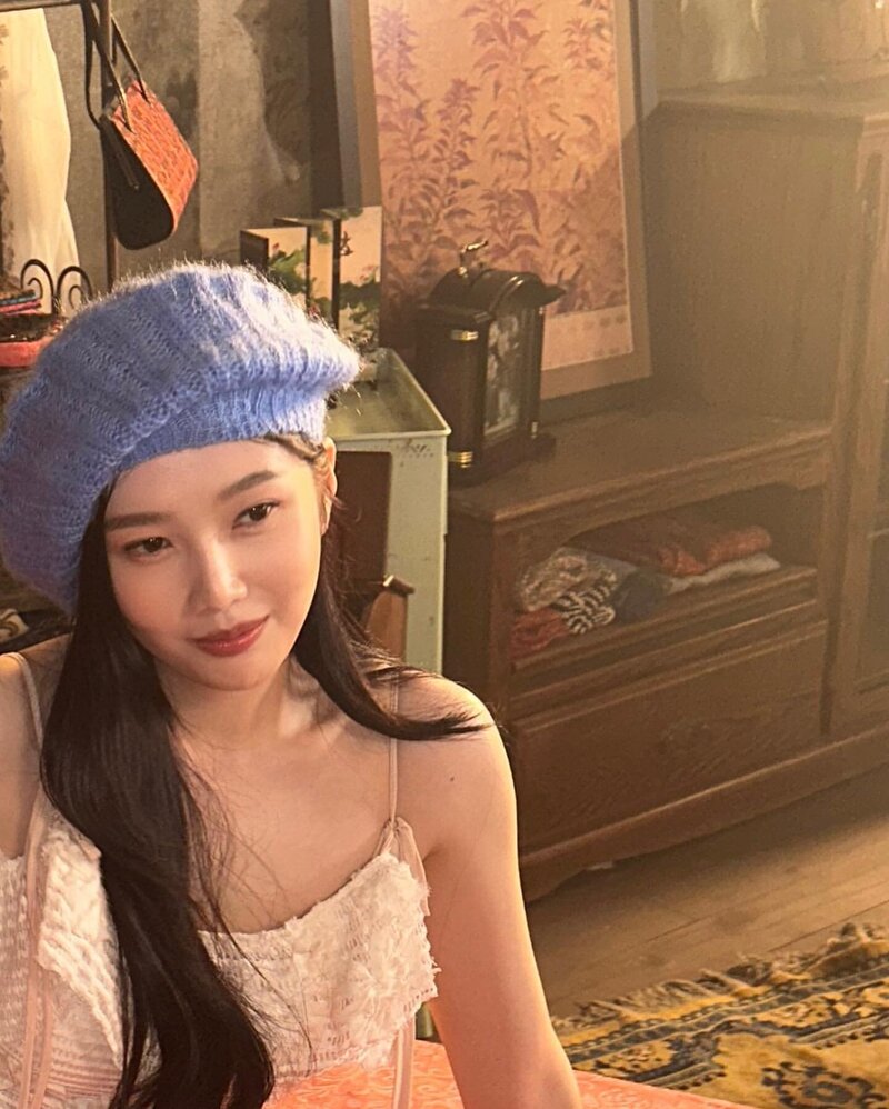 231202 Red Velvet Joy Instagram Update documents 9