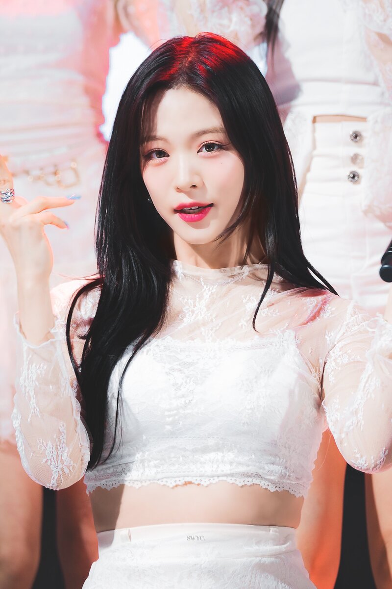 220526 fromis_9 Chaeyoung - Wonkwang University documents 1