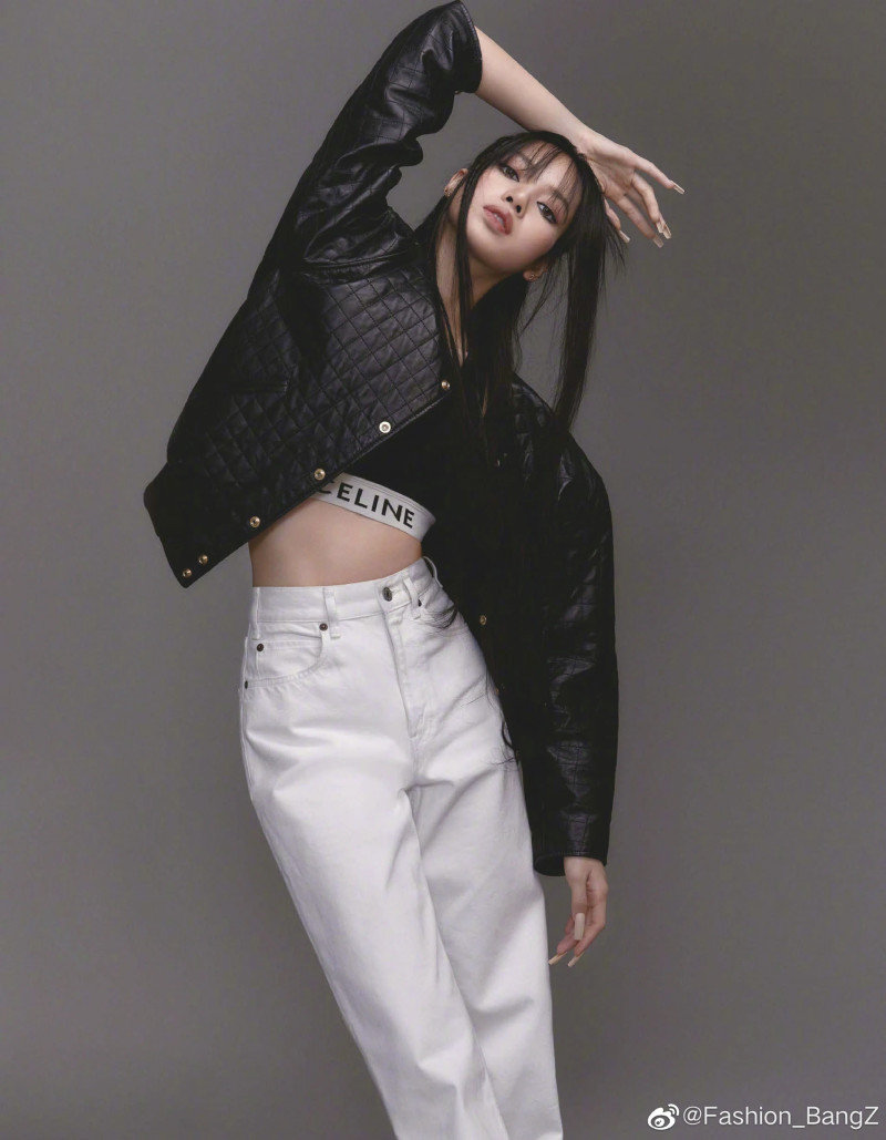 LISA - Vogue Japan June 2021 Issue documents 6