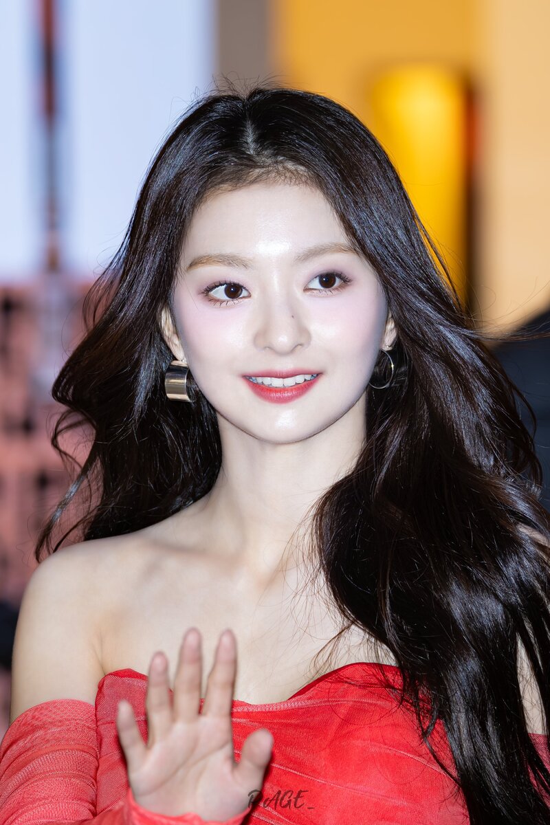 240314 fromis_9 Nagyung - Inspire Grand Opening Event documents 2