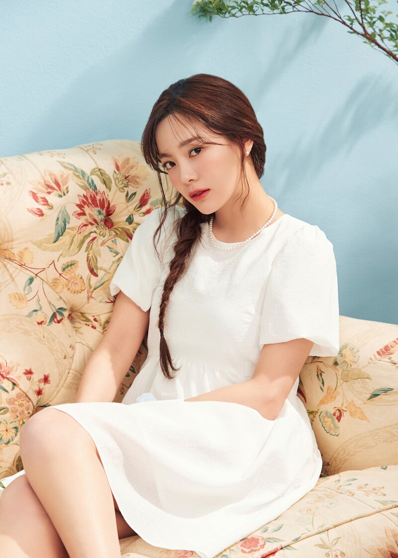 Kim Sejeong for ROEM 2022 SS Collection documents 7