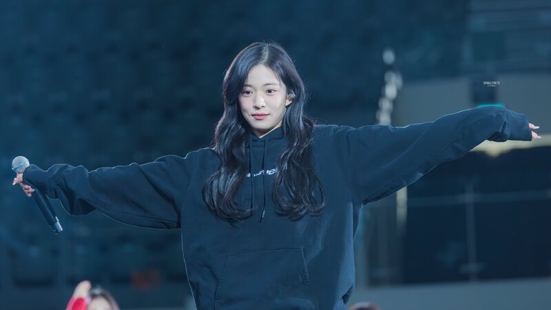 240128 fromis_9 Chaeyoung - 2nd Concert 'FROM NOW.' in Seoul Day 2 documents 1