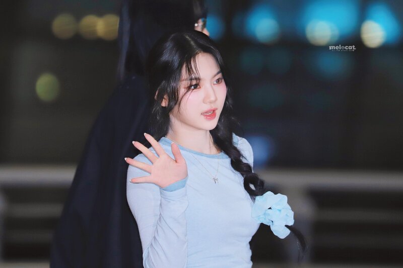 240418 STAYC Isa - ICN Airport documents 3