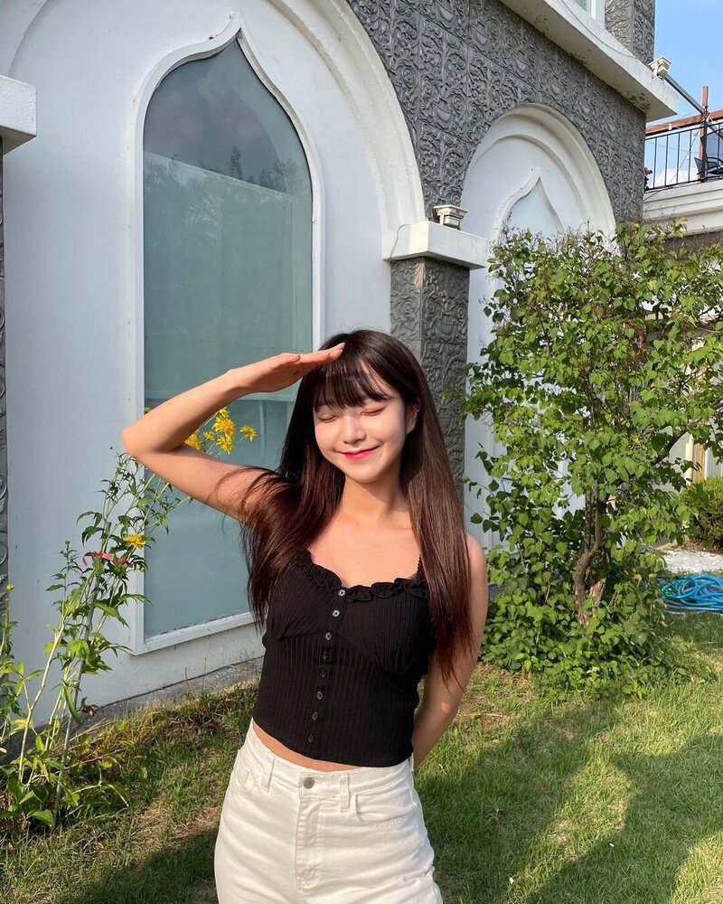 220625 NATURE Sohee Instagram Update documents 1