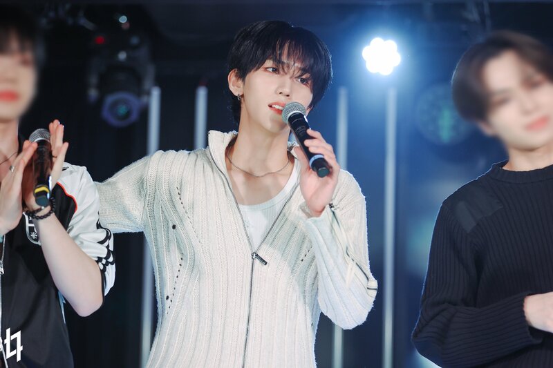 240331 - Naver -  E'LAST LIVE TOUR 'Together' in JAPAN behind the scenes documents 12