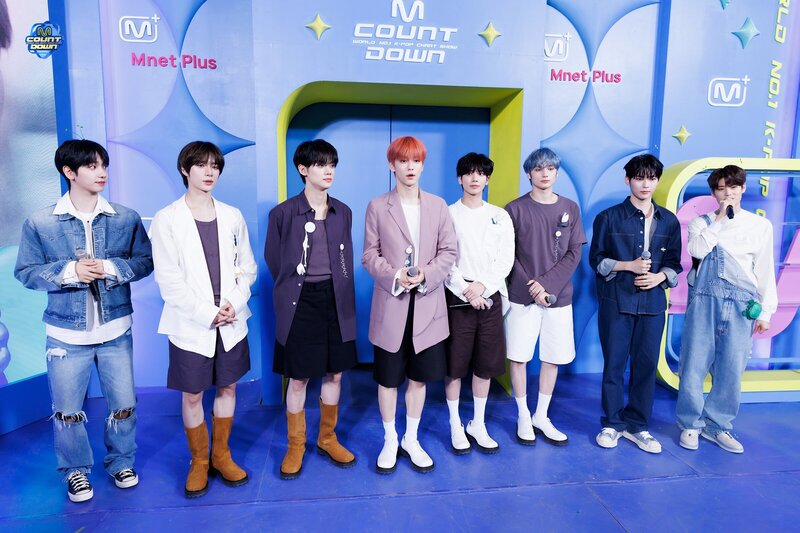 240404 TXT - 'Deja Vu' and 'I'll See You There Tomorrow' at M Countdown documents 15