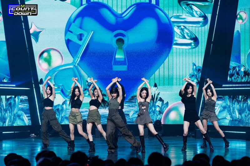 230608 fromis_9 - '#menow' & 'Attitude' at M COUNTDOWN documents 7