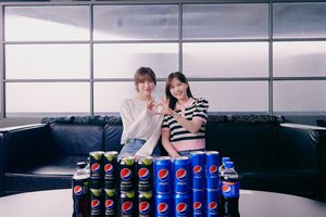 220616 Starship Naver - OH MY GIRL Hyojung & Arin -  2022 K-pop Campaign 'BLUE & BLACK'