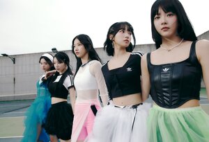 LE SSERAFIM - 'Japan 2nd Single: UNFORGIVEN' AIRY BLOOM Concept Photos