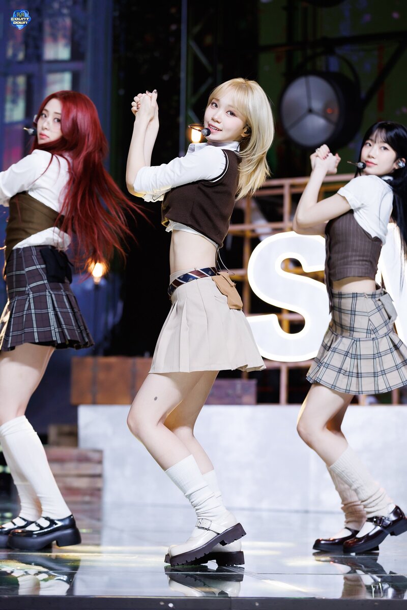240307 LE SSERAFIM Chaewon - 'EASY' and 'Smart' at M Countdown documents 7