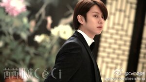 140411 CeCi Magazine Weibo Update