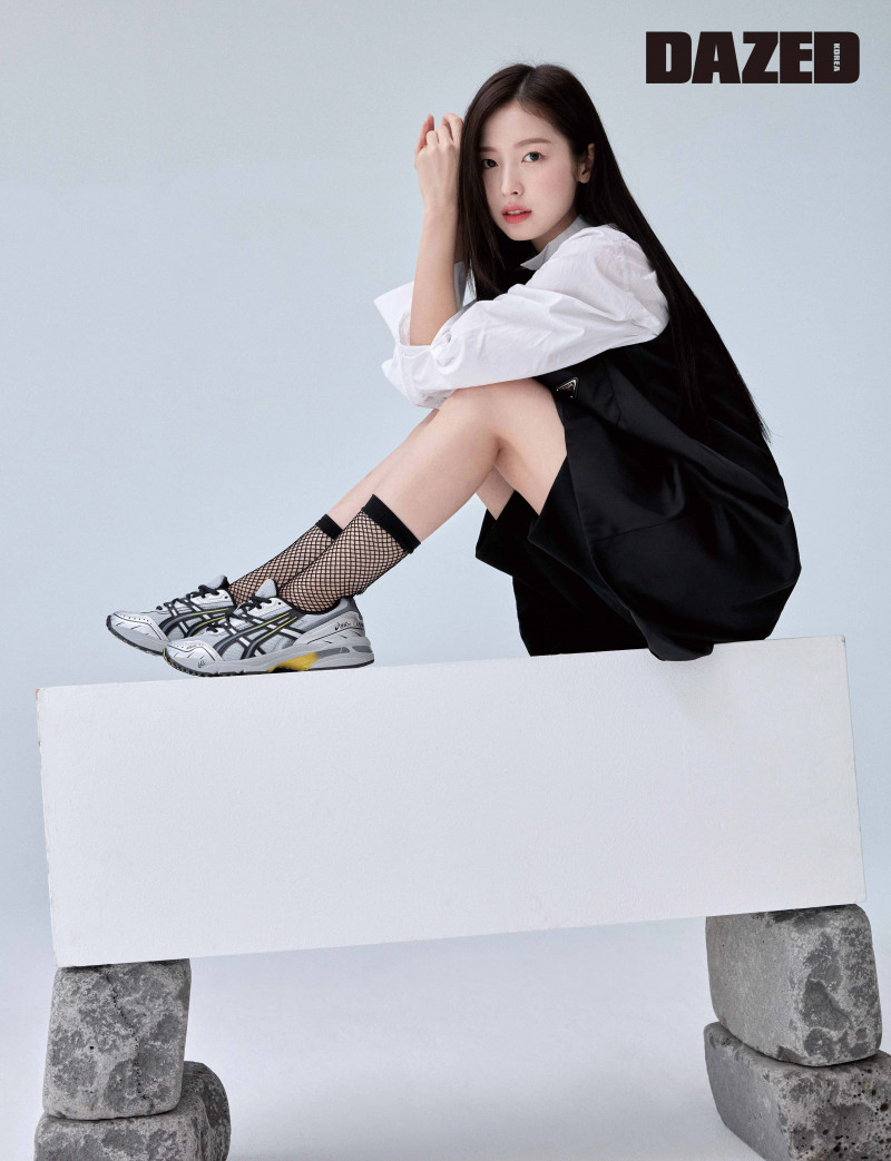 OH MY GIRL Arin for Dazed Korea Magazine March 2021 documents 6
