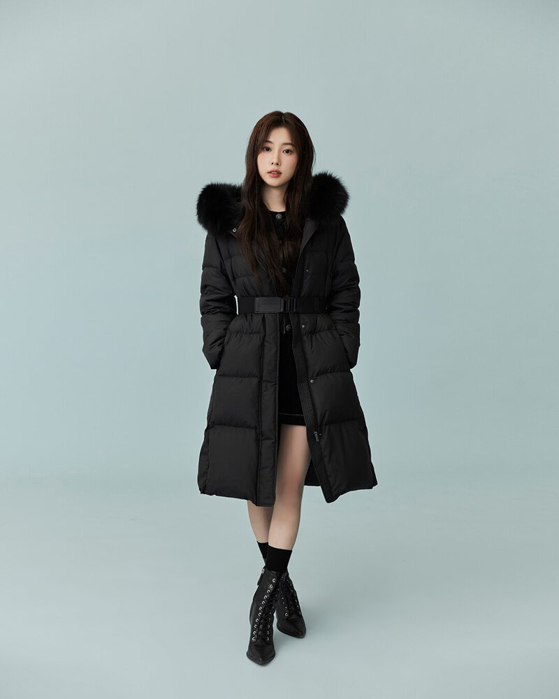 KANG HYEWON for Roem 2023 Winter Collection 'My Romantic Play' documents 3