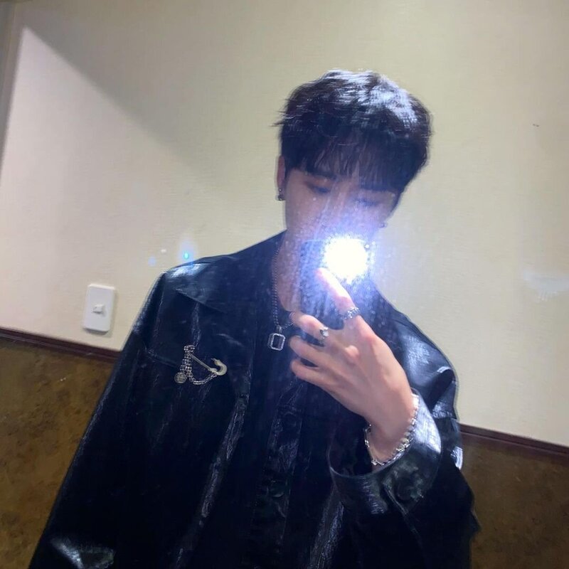 220927  - Younghoon Instagram Update documents 4
