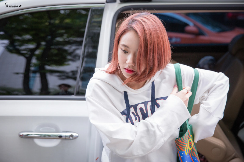 160513 TWICE Chaeyoung documents 4